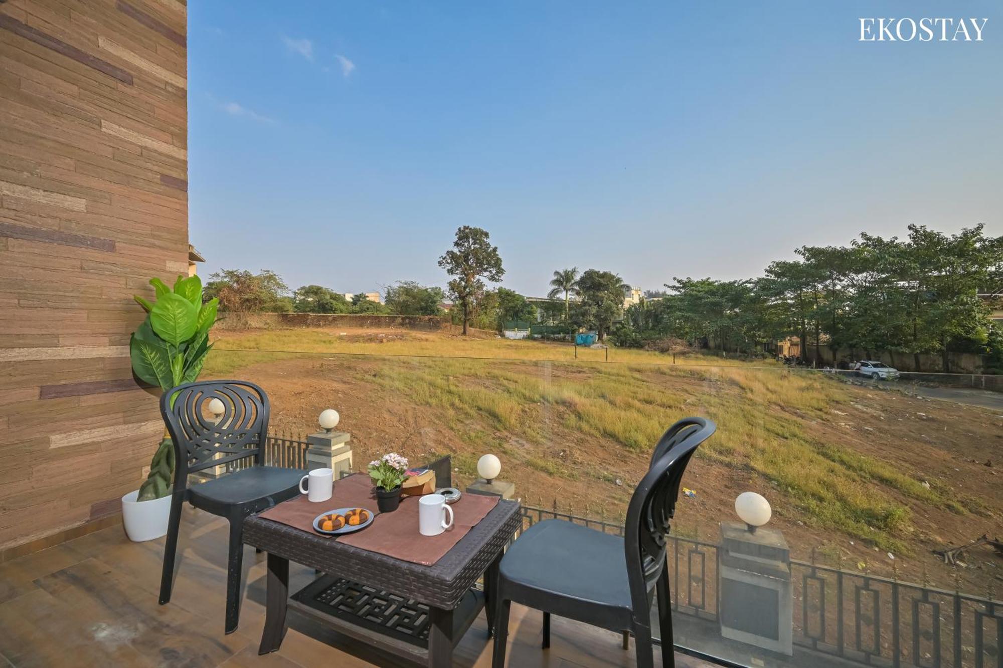 Ekostay Gold - Peninsula Villa Lonavala Bagian luar foto