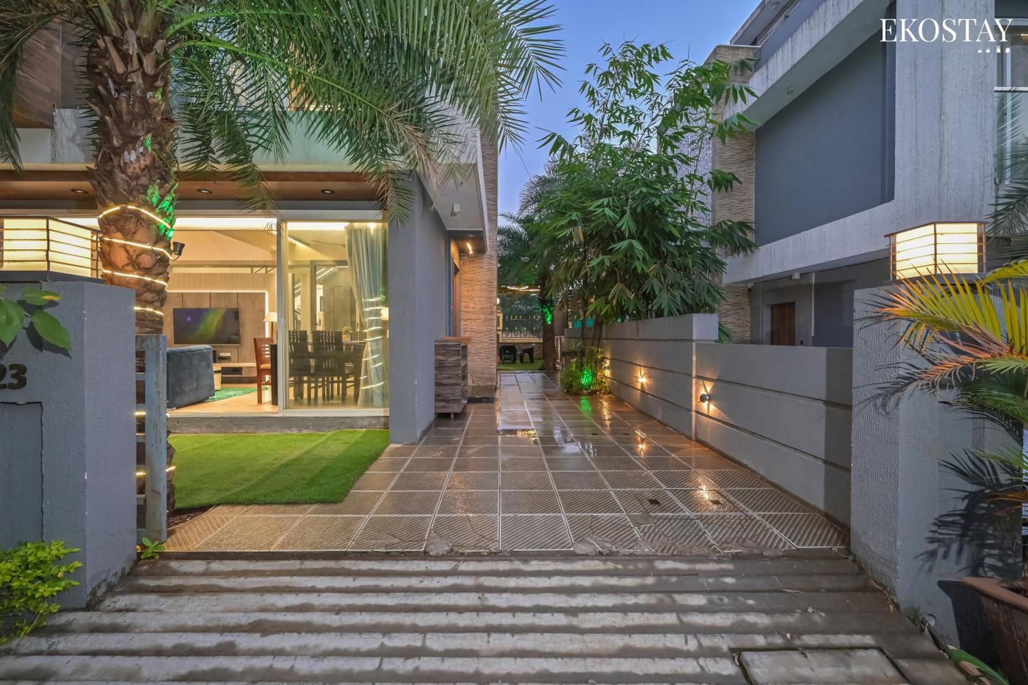 Ekostay Gold - Peninsula Villa Lonavala Bagian luar foto